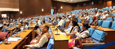  प्रतिनिधिसभा बैठकमा सांसदले उठाए किसानका समस्या 